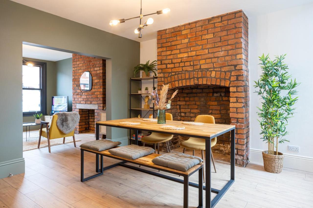 Stunning Scandi 3 Bed House In Manchester-Parking Villa Exterior foto