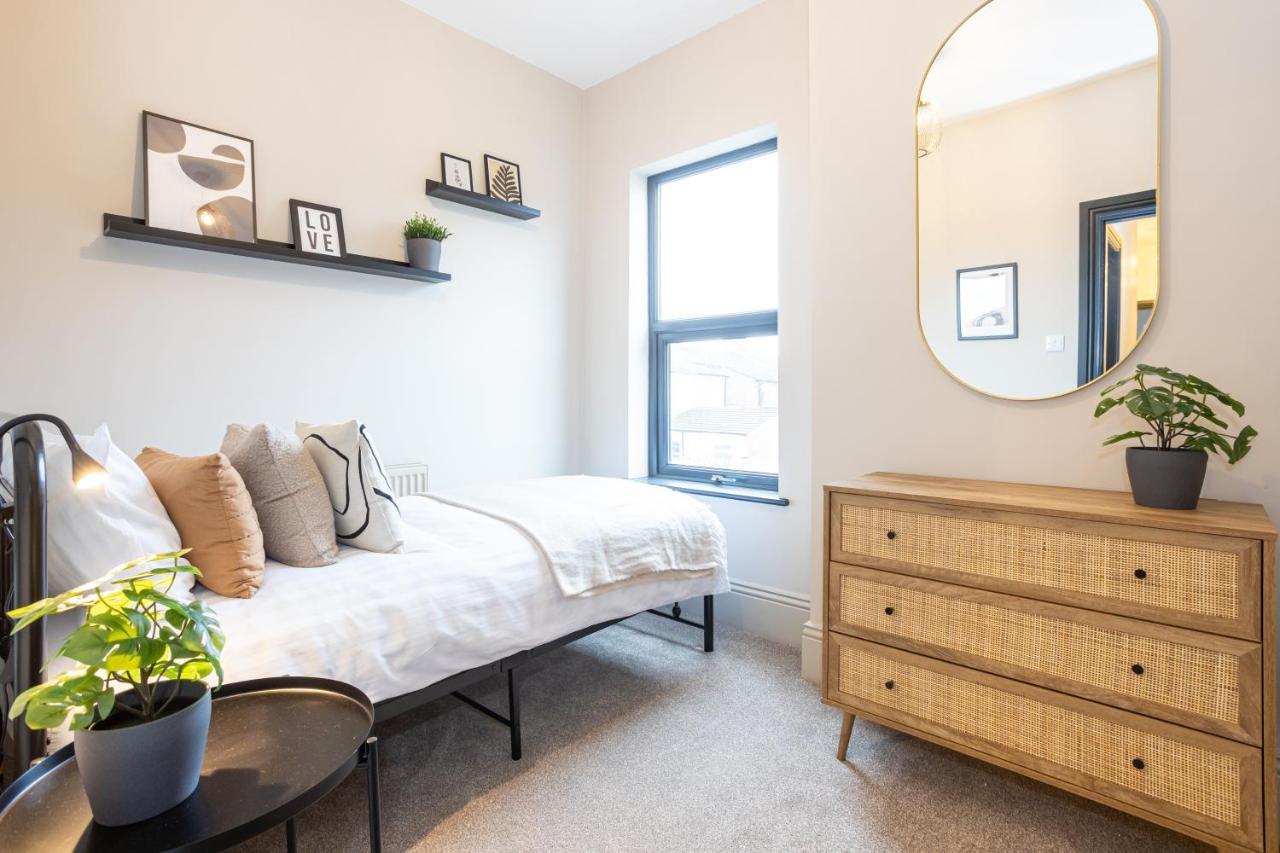 Stunning Scandi 3 Bed House In Manchester-Parking Villa Exterior foto